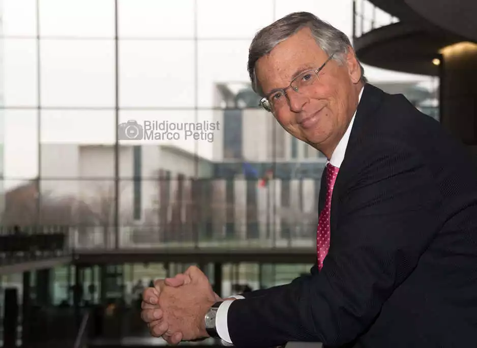 Portrait von Bundestagsabgeordnete Wolfgang Bosbach