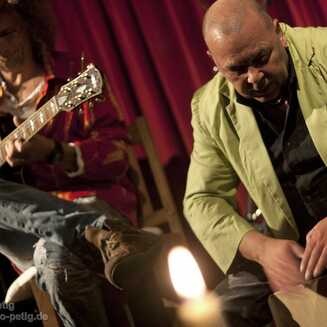 Brandenburger „Trio S“ (Thoralf Pötsch (Git), Göran Schade (Perc) und Reno Schröder (Keys))