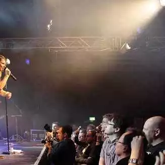 Christina Stürmer heißt das „Waschhaus“ ein - Fotobrb: Faszination Fotografie aus Brandenburg an der Havel _MG_1172