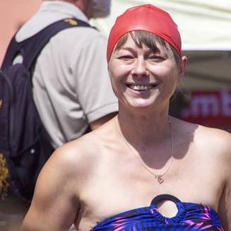 Brueckenschwimmen 12