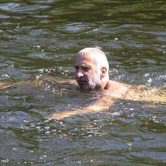 Brueckenschwimmen 39