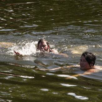 Brueckenschwimmen 41