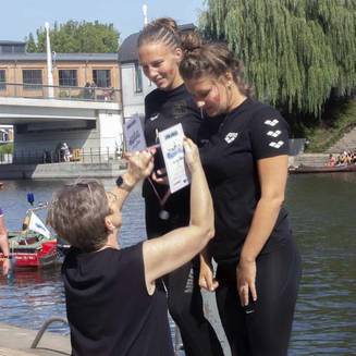 Brueckenschwimmen 42