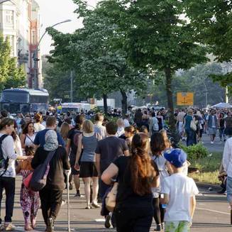 Karneval der Kulturen: Multikulti-Umzug mit über 70 Gruppen - Fotobrb: Faszination Fotografie aus Brandenburg an der Havel KdK Berlin 92