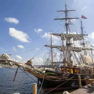Hanse Sail: Hansestadt Rostock feierte bei bestem Wetter - Fotobrb: Faszination Fotografie aus Brandenburg an der Havel Rostock Hanse 14 23