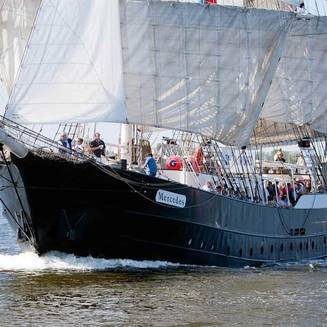 Hanse Sail: Hansestadt Rostock feierte bei bestem Wetter - Fotobrb: Faszination Fotografie aus Brandenburg an der Havel Rostock Hanse 14 51