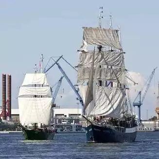 Hanse Sail: Hansestadt Rostock feierte bei bestem Wetter - Fotobrb: Faszination Fotografie aus Brandenburg an der Havel Rostock Hanse 14 54