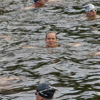 24_Brandenburger_Brueckenschwimmen_2014_16