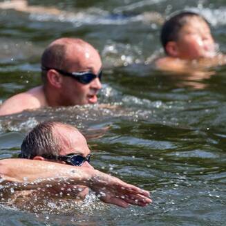 25_Brandenburger_Brueckenschwimmen_ 2015_27