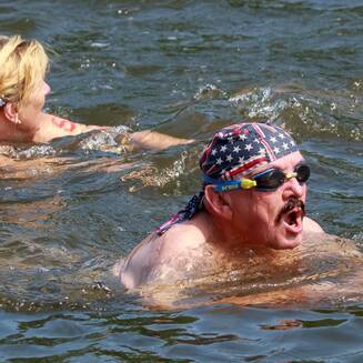 25_Brandenburger_Brueckenschwimmen_ 2015_30