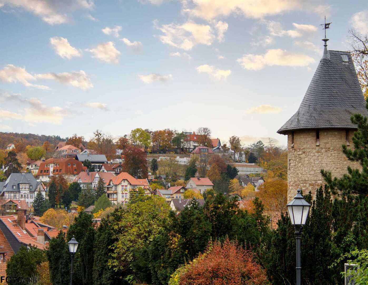 Einzigartige Architektur und dessen Geschichte vom Schloss belohnt – sowie auch von der 360° Umsicht