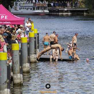 30_Brueckenschwimmen_2002_14