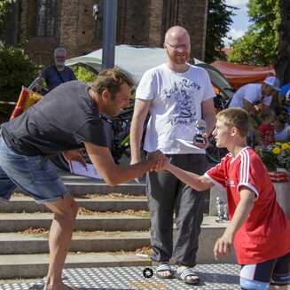 Potsdamer Björn Welke (MItte)