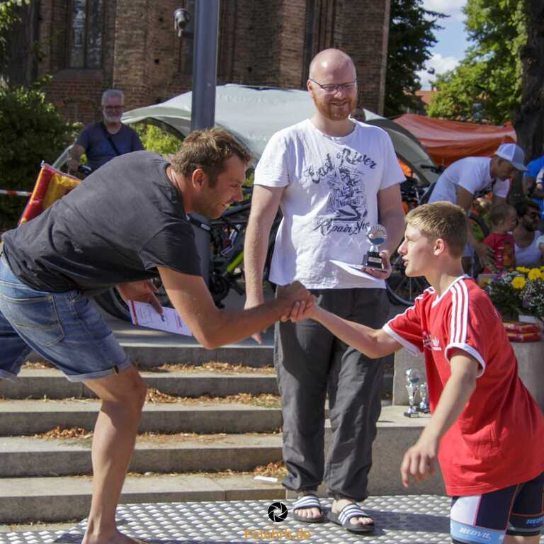 Potsdamer Björn Welke (MItte)