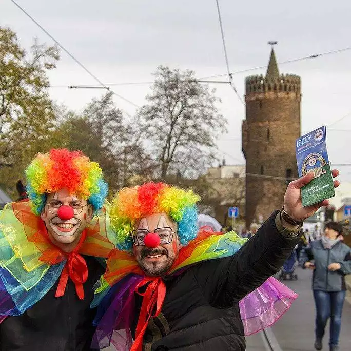 Narren müssen bunt sein