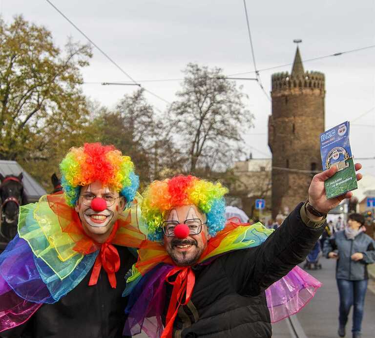 Narren müssen bunt sein