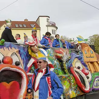 5. Jahreszeit startete fesselnd durch die Innenstadt - Fotobrb: Faszination Fotografie aus Brandenburg an der Havel Karnevalsumzug_202216