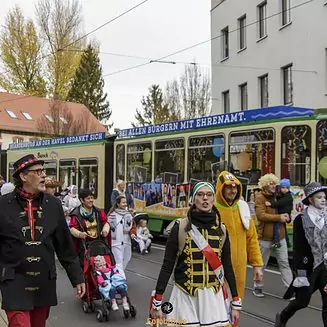 5. Jahreszeit startete fesselnd durch die Innenstadt - Fotobrb: Faszination Fotografie aus Brandenburg an der Havel Karnevalsumzug_202219