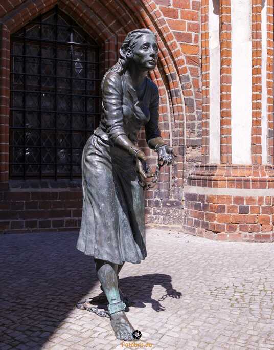 Tangermünde: Eindrucksvoll und historische Stadt