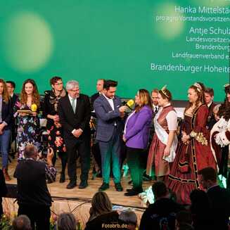 Nachhaltigkeit im Fokus: Grüne Woche 2024 in Berlin - Fotobrb: Faszination Fotografie aus Brandenburg an der Havel Brandenburger Bühne in der Brandenburg-Halle