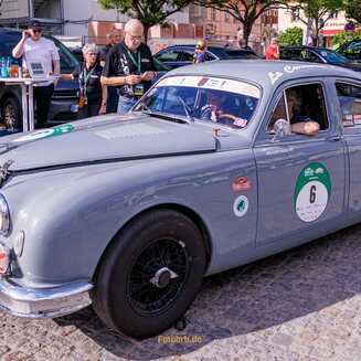 Team Racing Rabbits im Jaguar XK 120 BJ 1952