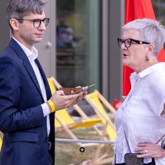 Generalsekretär David Kolesnyk der SPD Brandenburg und Landesgeschäftsführerin Gerlind Mittelstädt