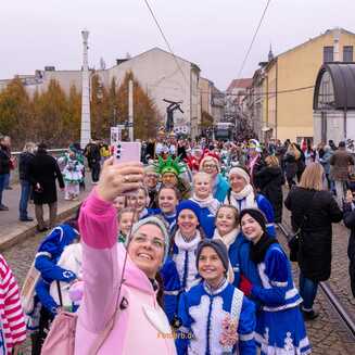 BKC und KCH eröffnen: Feierlaune auf der Jahrtausendbrücke