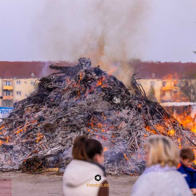 Vorfreude aufs Osterfeuer 2026 Foto: Osterfeuer 2025