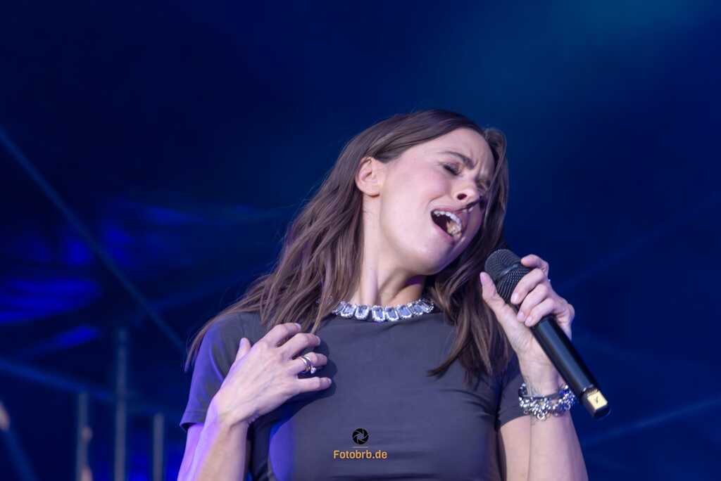 Vanessa Mai und Giovanni Zarrella begeistern am Heine-Ufer
