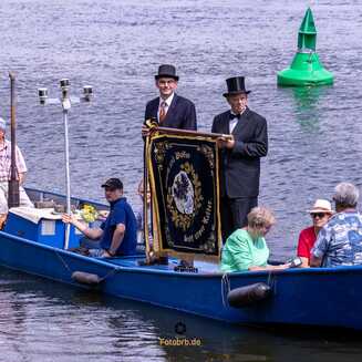 Die Plauer Fischer: Tradition und Havel im Blickpunkt - Fotobrb: Faszination Fotografie aus Brandenburg an der Havel Prozession_der_Plauer_Fischer_2025_1389