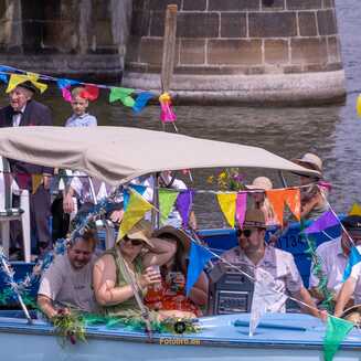 Die Plauer Fischer: Tradition und Havel im Blickpunkt - Fotobrb: Faszination Fotografie aus Brandenburg an der Havel Prozession_der_Plauer_Fischer_2025_1391