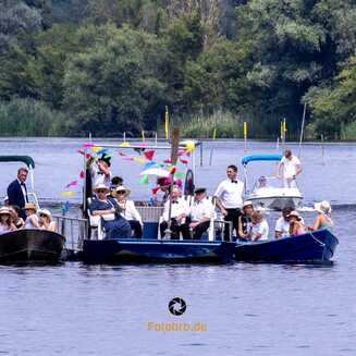 Die Plauer Fischer: Tradition und Havel im Blickpunkt - Fotobrb: Faszination Fotografie aus Brandenburg an der Havel Prozession_der_Plauer_Fischer_2025_1405