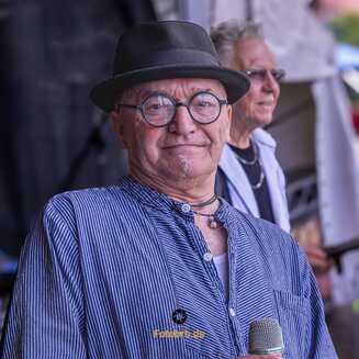 Die Plauer Fischer: Tradition und Havel im Blickpunkt - Fotobrb: Faszination Fotografie aus Brandenburg an der Havel Prozession_der_Plauer_Fischer_2025_1407