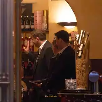 Nach dem Abendessen im Brandenburger Restaurant „Al Dente“ mit Brandenburgs Oberbürgermeisterkandidat Daniel Keip, SPD-Landesgeneralsekretär Kurt Fischer und Sonja Eichwede (MdB)