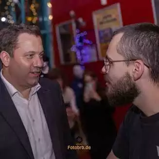 Klingbeil wurde anschließend vom Management des Concerthaus Kinos durch Leopold Ramin begrüßt