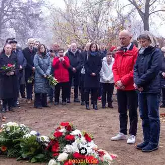 SPD-Fraktionschef Daniel Keip und Landtagsabgeordnete Britta Kornmesser (SPD)