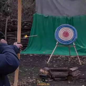 Bogenschießen, ein Versuch war es Wert.