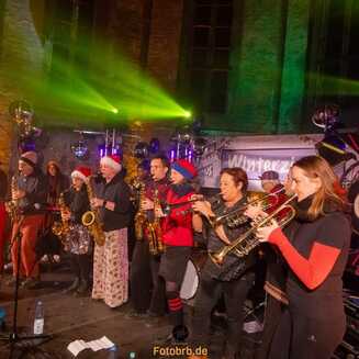 Weihnachtszauber 3.0: Plötzlich erstrahlt die Altstadt - Fotobrb: Faszination Fotografie aus Brandenburg an der Havel KAMA Orchestra aus Potsdam