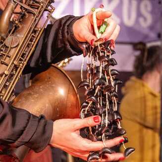 Weihnachtszauber 3.0: Plötzlich erstrahlt die Altstadt - Fotobrb: Faszination Fotografie aus Brandenburg an der Havel KAMA Orchestra aus Potsdam