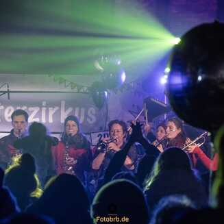 Weihnachtszauber 3.0: Plötzlich erstrahlt die Altstadt - Fotobrb: Faszination Fotografie aus Brandenburg an der Havel KAMA Orchestra aus Potsdam