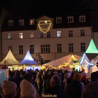 Weihnachtszauber 3.0: Plötzlich erstrahlt die Altstadt - Fotobrb: Faszination Fotografie aus Brandenburg an der Havel Weihnachtszauber 3.0 auf dem Altstädtischen Marktplatz