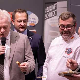 Alois Rainer Bundesminister für Ernährung, Landwirtschaft und Heimat und Berlins Regierender Bürgermeister Kai Wegner