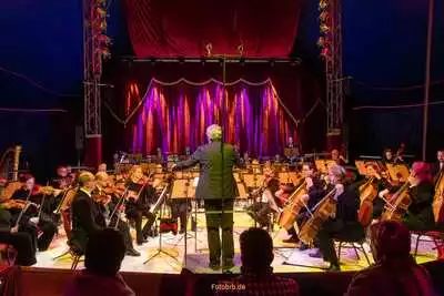Brandenburger Symphoniker im Circus Busch
