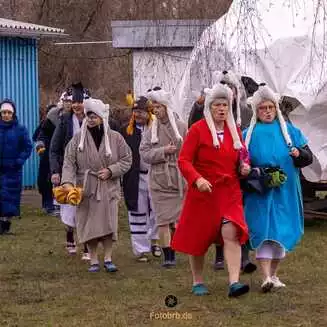 Eiseskälte: Brandenburger Eisbären stürzen sich in die Havel - Fotobrb: Faszination Fotografie aus Brandenburg an der Havel Neujahrsschwimmen_Brandenbuegr_Eisbaeren_2026_2