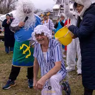 Eiseskälte: Brandenburger Eisbären stürzen sich in die Havel - Fotobrb: Faszination Fotografie aus Brandenburg an der Havel Neujahrsschwimmen_Brandenbuegr_Eisbaeren_2026_6