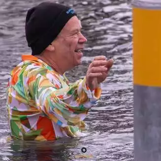 Eiseskälte: Brandenburger Eisbären stürzen sich in die Havel - Fotobrb: Faszination Fotografie aus Brandenburg an der Havel Neujahrsschwimmen_Brandenbuegr_Eisbaeren_2026_8