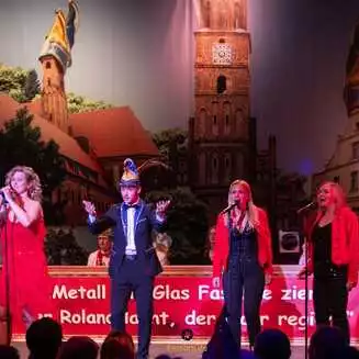 BKC eröffnet 62. Karnevalssaison mit Begeisterung - Fotobrb: Faszination Fotografie aus Brandenburg an der Havel BKC-erste-Prunksitzung-Brandenburg-Foto-Marco-Petig-415