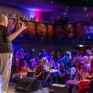 Weiberfastnacht: Mädels feierten den Karneval beim BKC - Fotobrb: Faszination Fotografie aus Brandenburg an der Havel BKC-Weiberfastnacht-2026--Brandenburg-Foto-Marco-Petig-521
