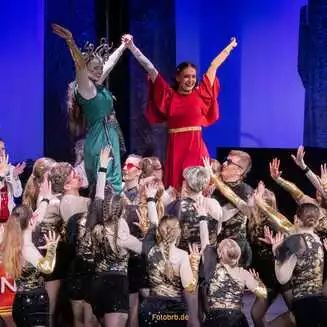 Weiberfastnacht: Mädels feierten den Karneval beim BKC - Fotobrb: Faszination Fotografie aus Brandenburg an der Havel BKC-Weiberfastnacht-2026--Brandenburg-Foto-Marco-Petig-529