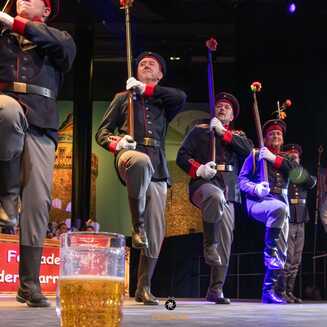 Weiberfastnacht: Mädels feierten den Karneval beim BKC - Fotobrb: Faszination Fotografie aus Brandenburg an der Havel BKC-Weiberfastnacht-2026--Brandenburg-Foto-Marco-Petig-536